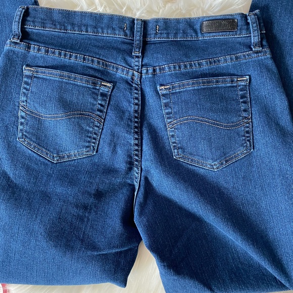 LEE  Mid Rise Relaxed Fit Jeans - Picture 4 of 13